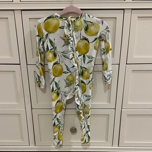 Posh Peanut Lemon Print Baby Outfit
